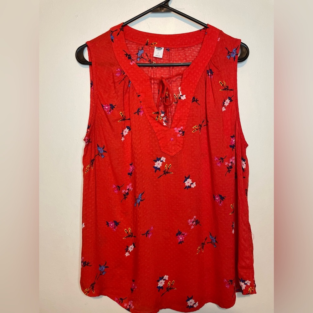 Old navy red/orange floral print blouse large